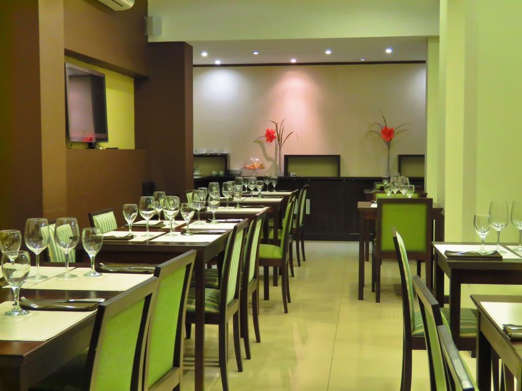 Grand Hotel Reconquista Luaran gambar