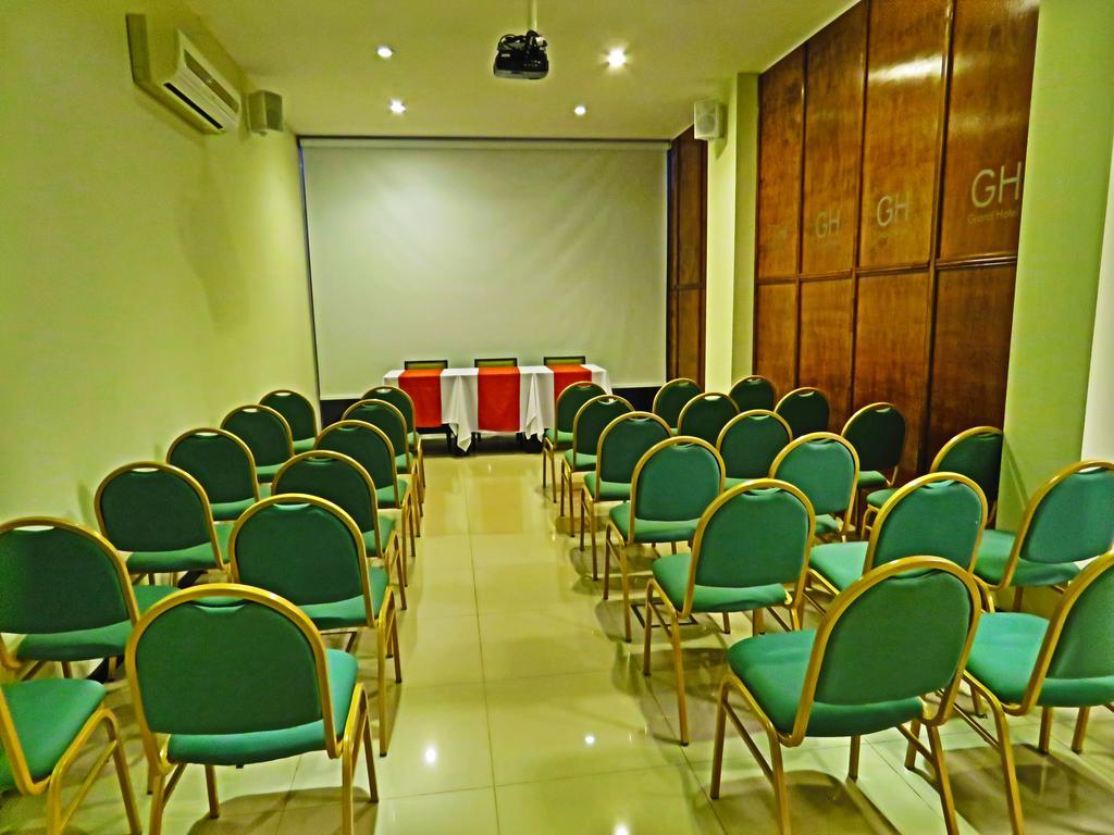 Grand Hotel Reconquista Luaran gambar